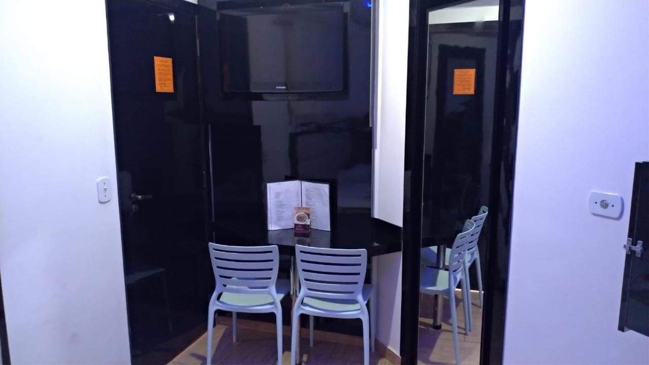 Mostel Guarulhos - Mais Motel ภายนอก รูปภาพ